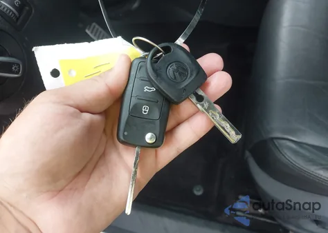 2015 Volkswagen Tiguan R-Line из США, поврежденный, VIN WVGAV7AX4FW566223